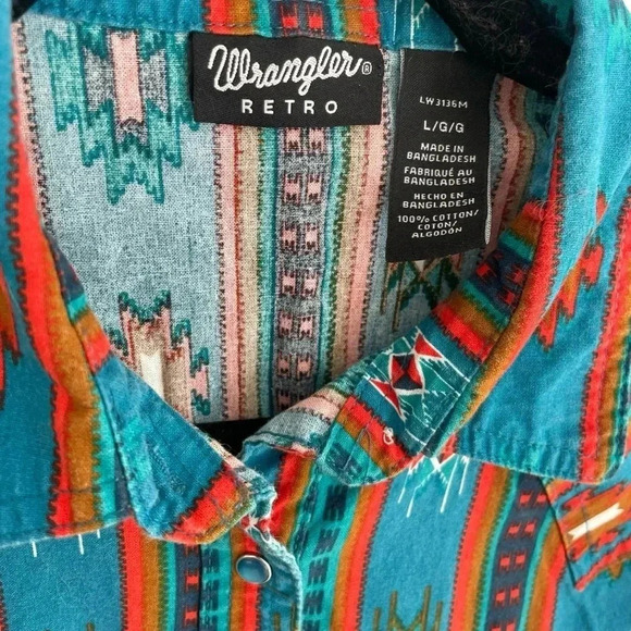 Wrangler's Retro Pearl Snap Button Down Long Sleeve Shirt - Picture 2 of 5